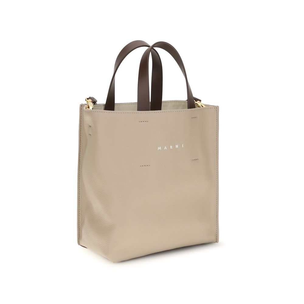 Sac à main en cuir de veau beige (Bos Taurus)